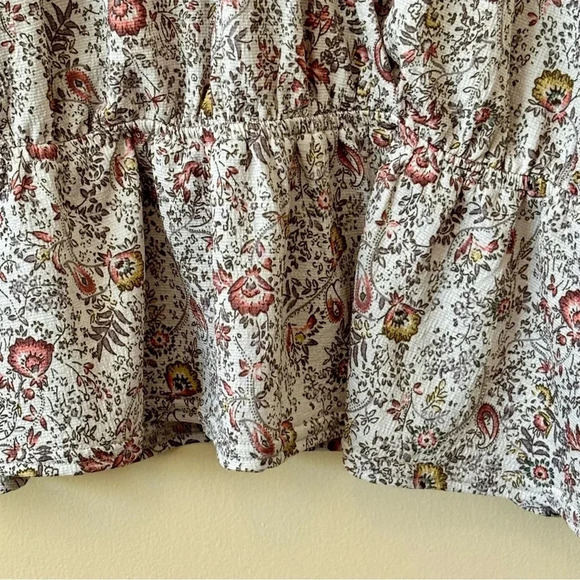 Melloday| Romantic Feminine V-Neck Peplum Short Sleeve Floral Blouse Size Large - Picture 3 of 7